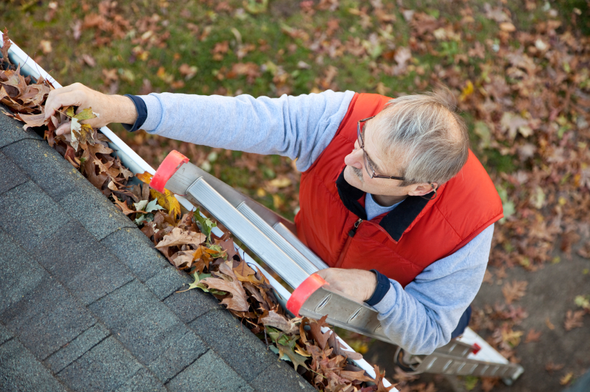 How to safely clean your gutters