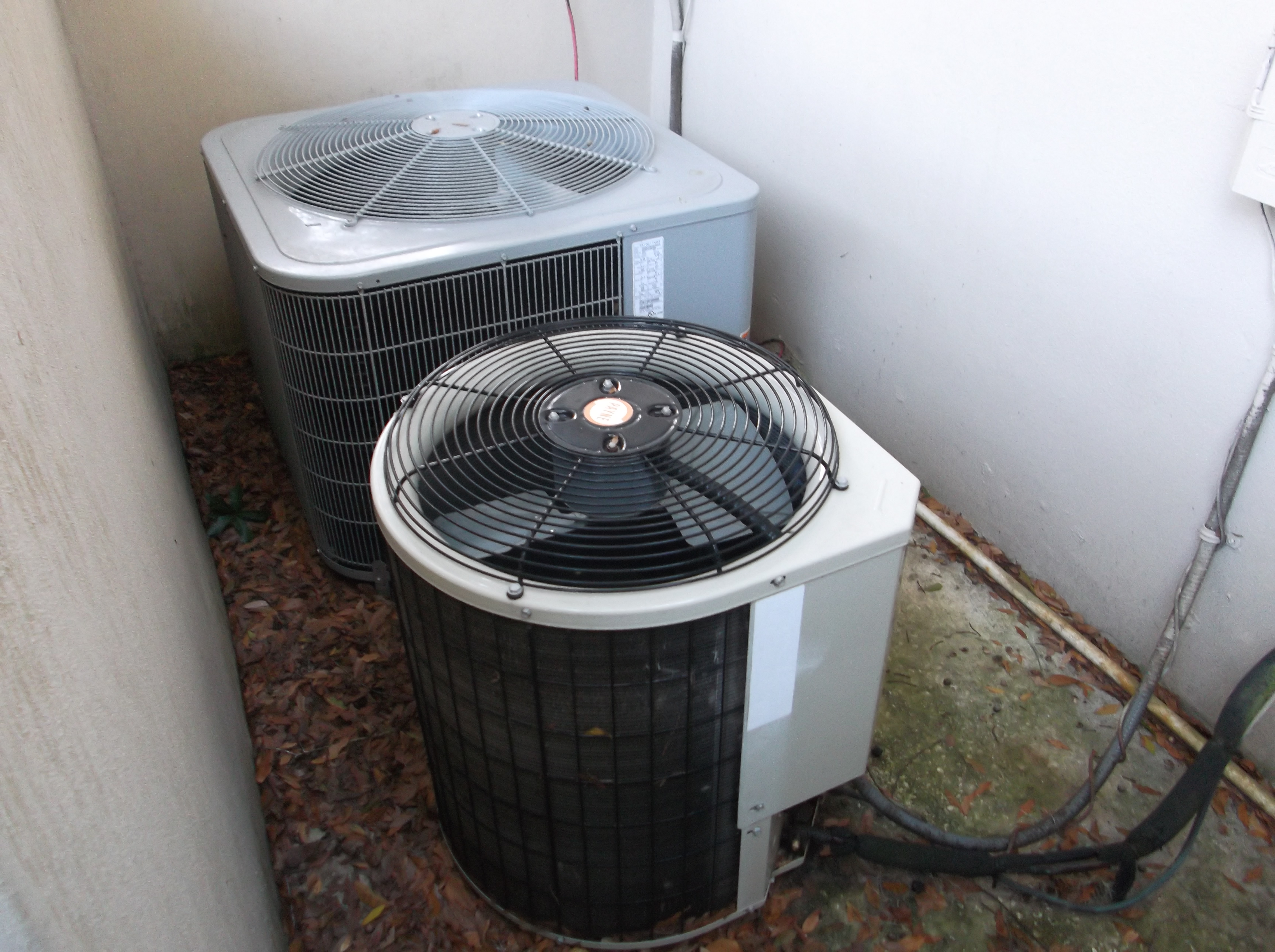 How to Clean the Outdoor AC Unit