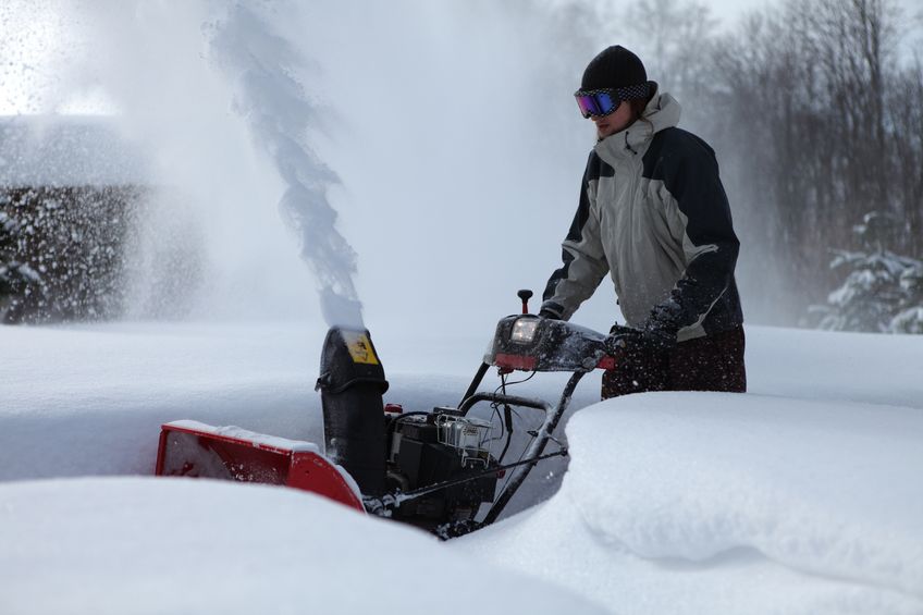 Prepping your snow blower for the long winter